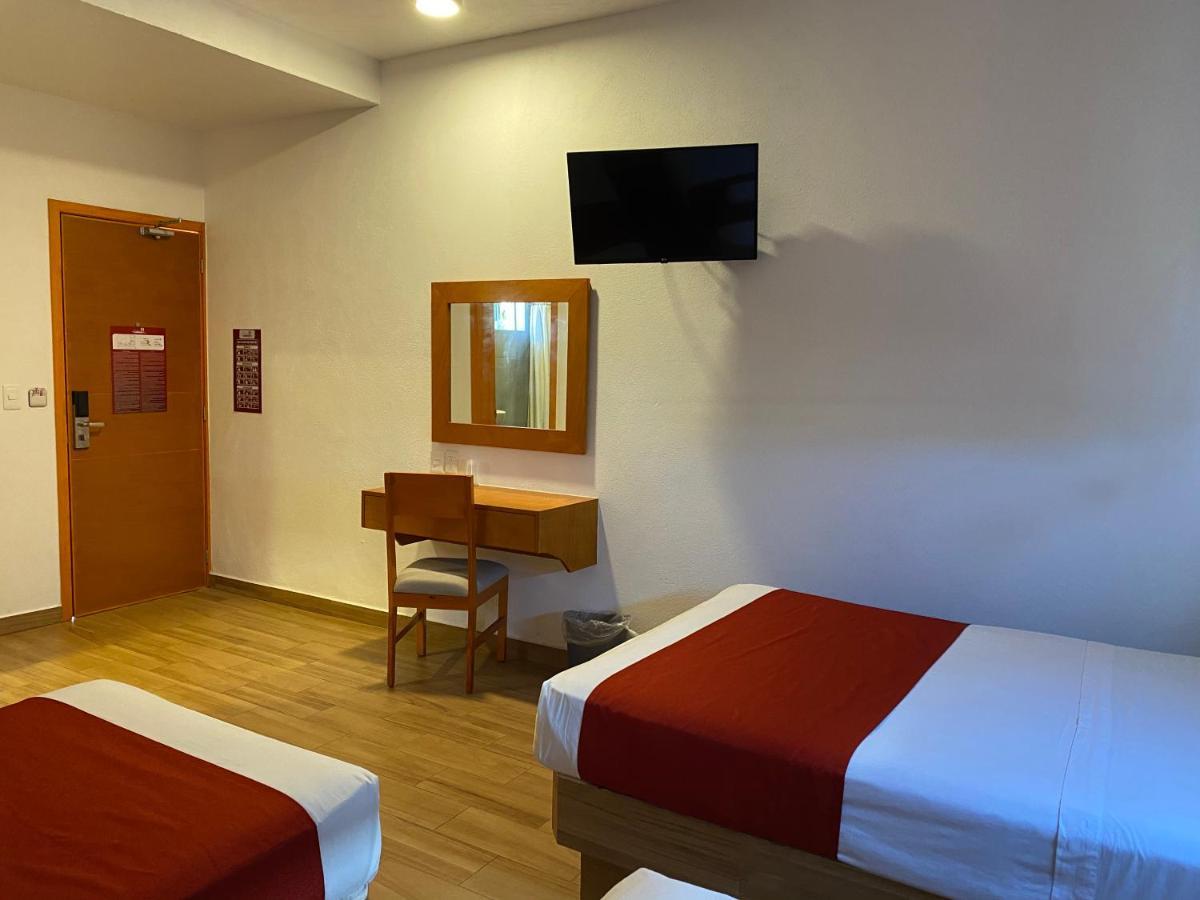 Hotel Lb Мансанильо Экстерьер фото