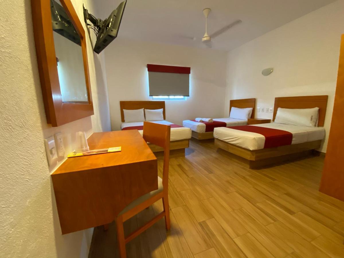 Hotel Lb Мансанильо Экстерьер фото